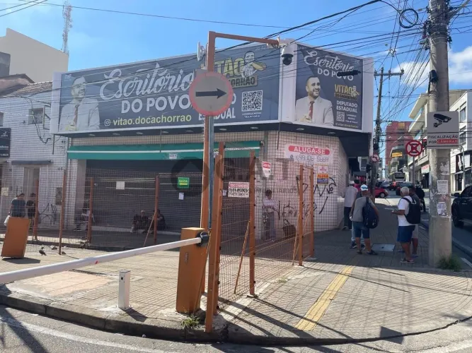 Salão Comercial para Locação de 158,00 m² no Centro de Sorocaba-SP