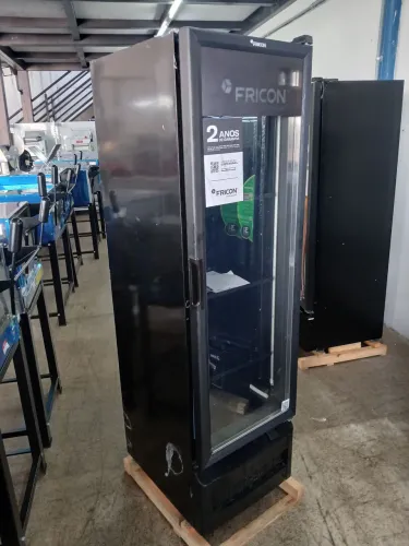 Cervejeira Vertical Porta de Vidro 284 Litros Fricon VCFC284