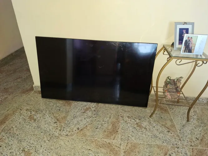 TV 55 polegadas Samsung display quebrado