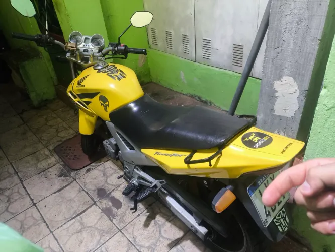 CBX Twister 250 2008