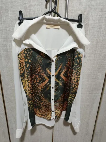Vendo camisa feminina MORENA ROSA