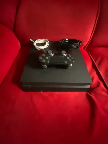 Vendendo ps4 slm