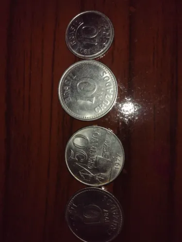 Moedas de colecionadores.