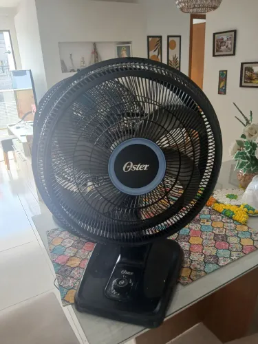 Ventilador Marca oster 40cm