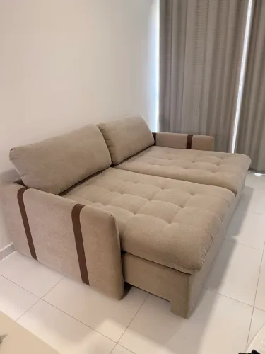 Sofá lindíssimo, conforto e espaço 