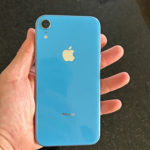 iPhone XR usado impecável