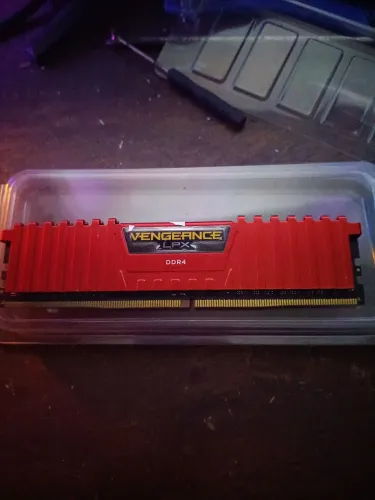 Memória ram ddr4 /troco por ssd +200gb