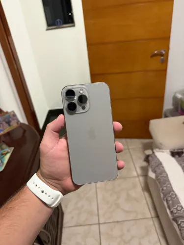iPhone 16 pro max silver