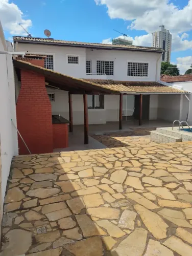 Sobrado para venda com 1037 metros quadrados com 5 quartos em Jardim América - Goiânia - G