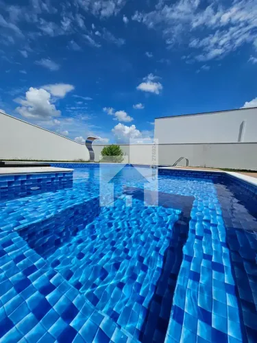 Casa nova e térrea a venda com 3 dormitórios (2 suítes), 212m² - Condomínio Residencial Ca