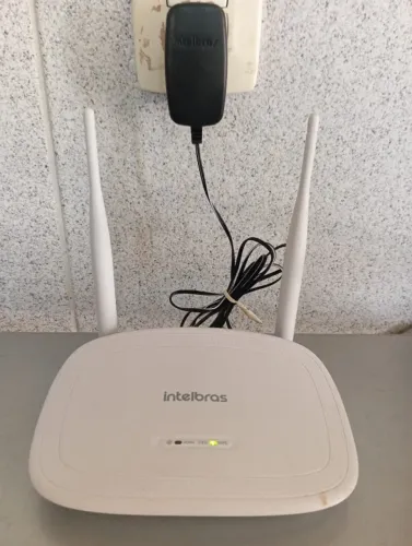 Roteador Repetidor Wi-Fi Intelbras IWR 3000N