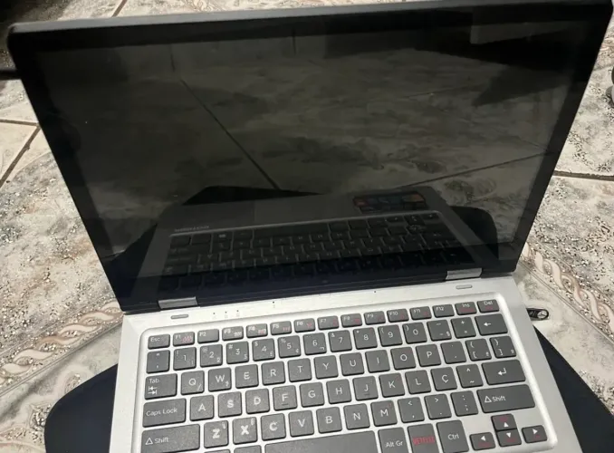 Notebook com toque na tela 