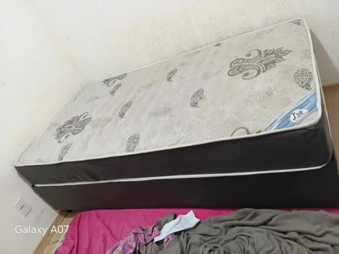 Cama box solteiro grande 
