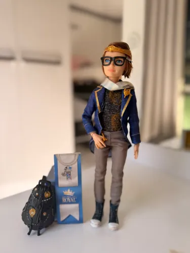 Boneco Dexter Charming Ever After High