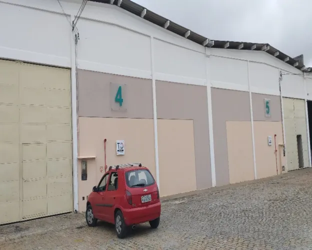 GALPÃO COMERCIAL em LAURO DE FREITAS - BA, ITINGA