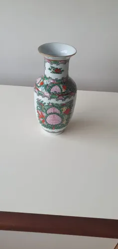 Vaso chinês colorido