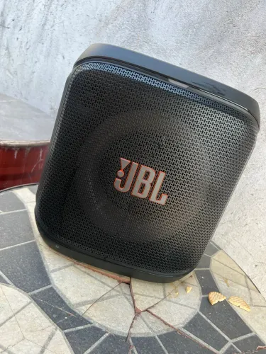 Caixa JBL