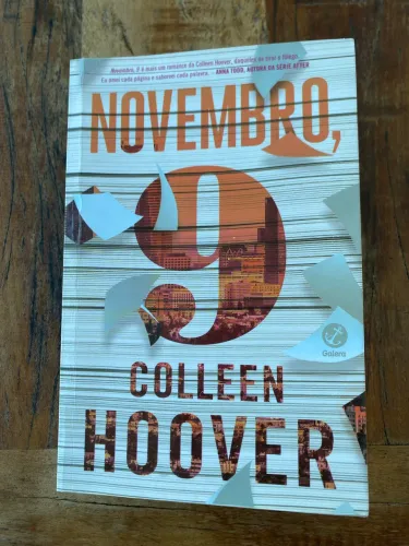 Livro Novembro 9 Colleen Hoover