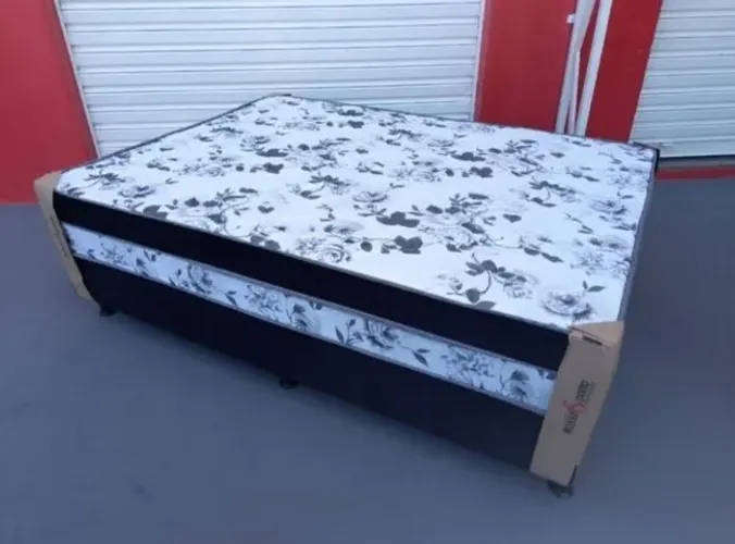 Cama de Casal Conjugada Preta