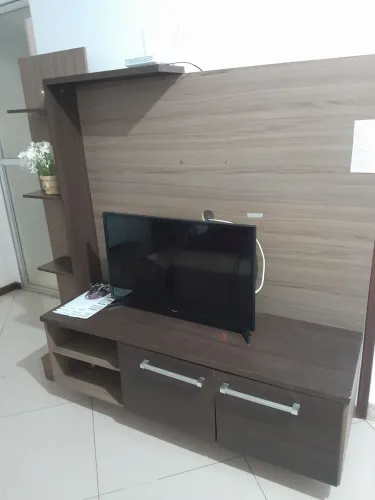Rack com painel. Oportunidade!