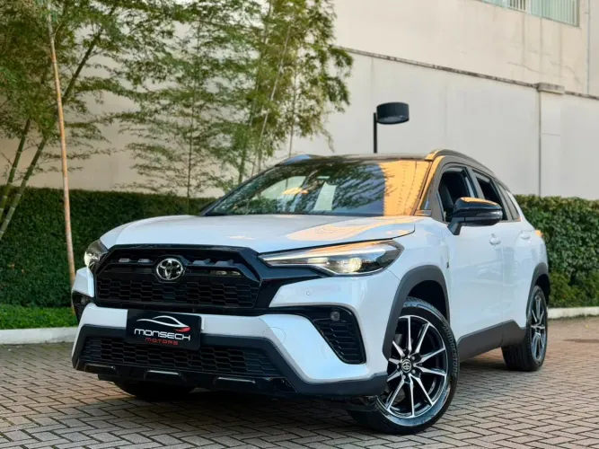 Toyota Corolla Cross Gr-s 2.0 16V Flex Aut. 2024