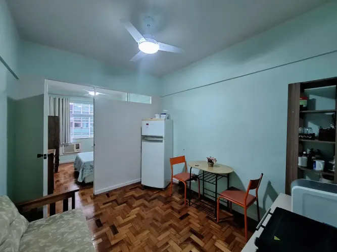 Imóvel para aluguel possui 30 metros quadrados com 1 quarto em Centro - Niterói - Rio de J