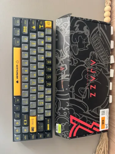 Teclado mecânico 60%