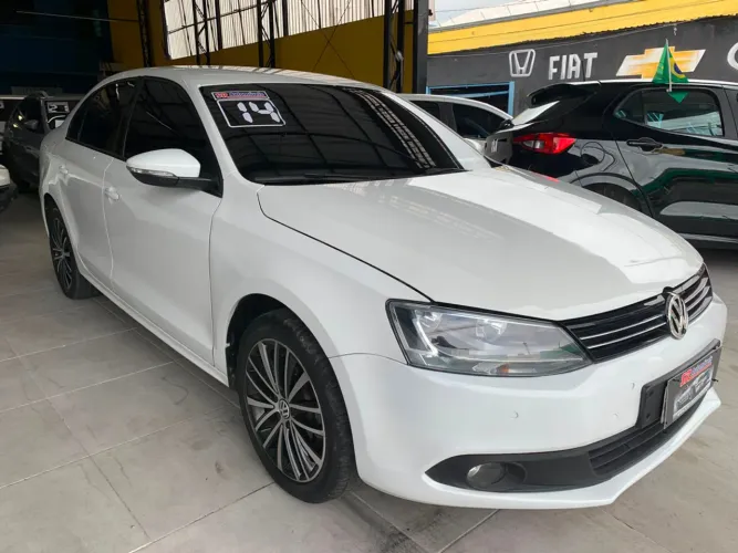 Volkswagen Jetta Comfortline 2.0 T.flex 8V 4P Mec. 2014