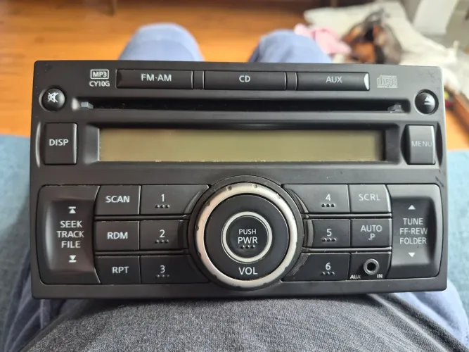 Radio nissan - original