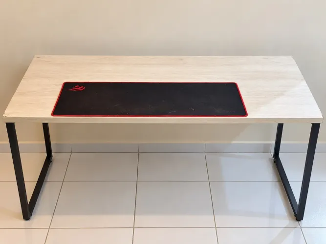 mesa de escritório/gamer com mousepad integrado