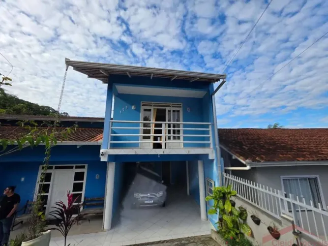 Apartamento com 1 dormitório para alugar, 50 m² por R$ 1.700/mês - Boa Vista - Joinville/S