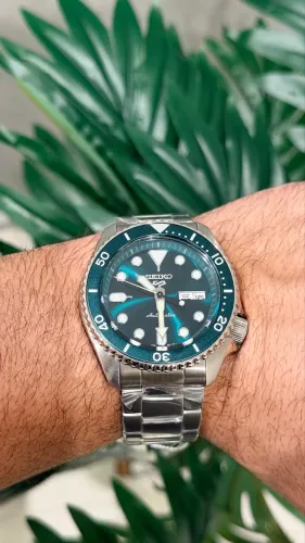 Seiko 5 Sports Hulk Green - SRPD61K1 - NOVO/SEM USO FULL SET