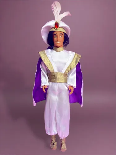 Boneco Aladdin cabelo em fibra 