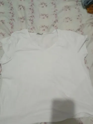 Calça branca 40 blusa branca