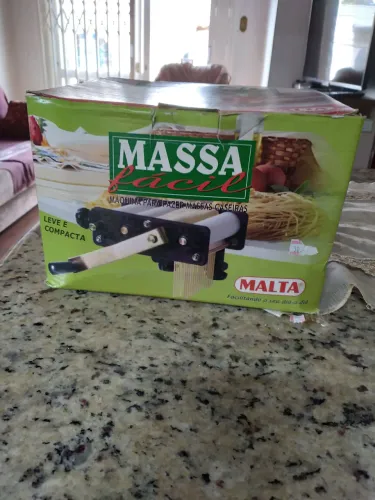 MÁQUINA FAZER MASSA