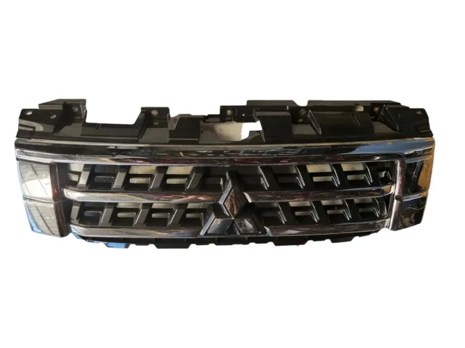 Grade Mitsubishi Pajero Full 2014 Com Detalhe Preto Mate