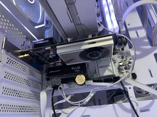 Placa de Vídeo NVIDIA GeForce 210 1GB DDR3