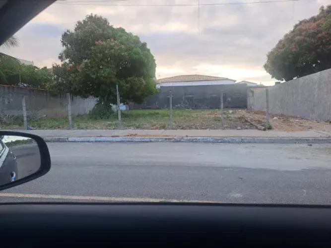 TERRENO À VENDA NA ARUANA - 600 m² Terreno com 20 x 30 metros