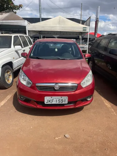Fiat Grand Siena Attrac. 1.4 EVO F.flex 8V 2013