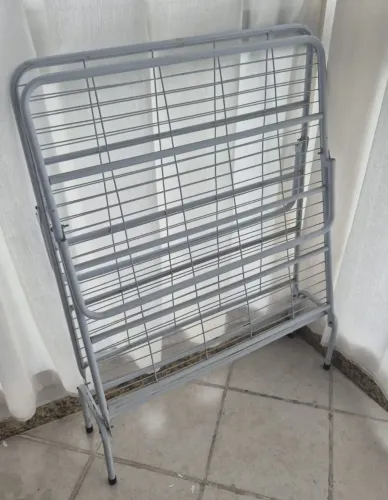 Cama de solteiro dobrável