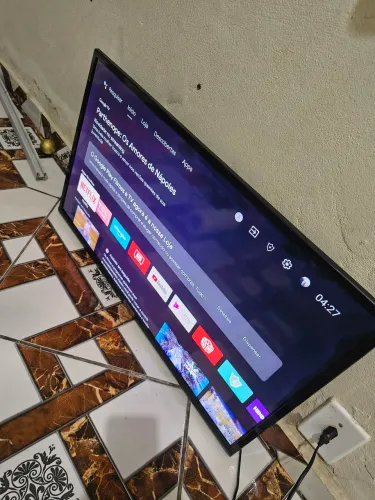 Televisão TCL 32 polegadas em ótimo estado