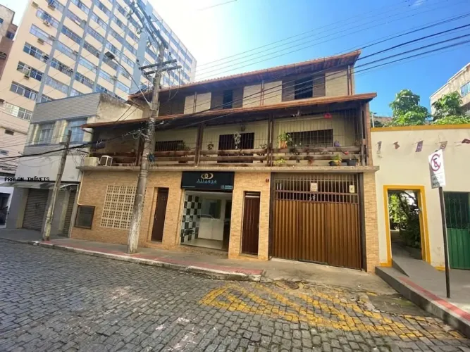 Triplex para Venda em Vitória, Centro, 5 dormitórios, 1 suíte, 3 banheiros, 2 vagas