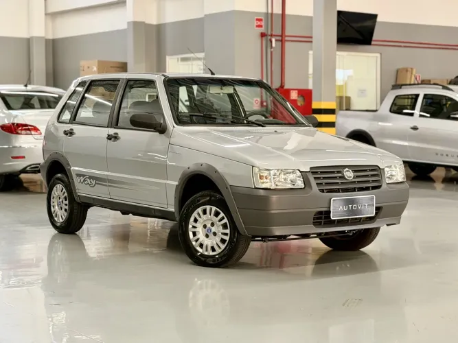 Fiat Uno Mille Celeb. WAY Econ. 1.0 F.flex 4P 2010