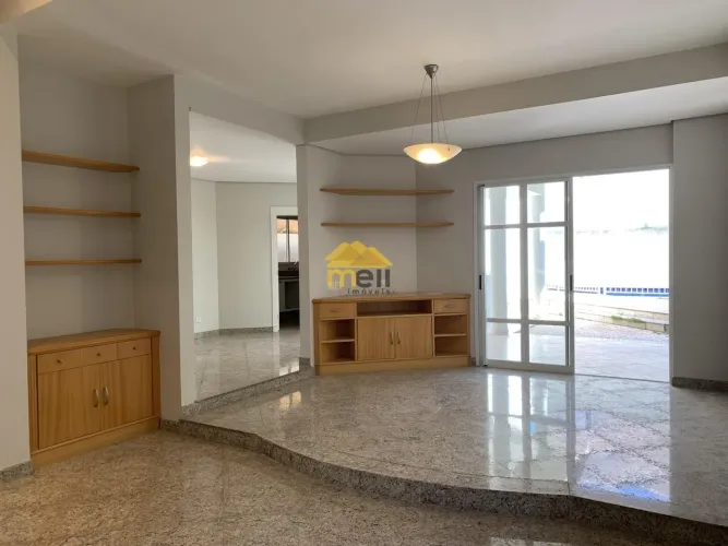 Casa/sobrado para Locação no Parque Residencial Damha I