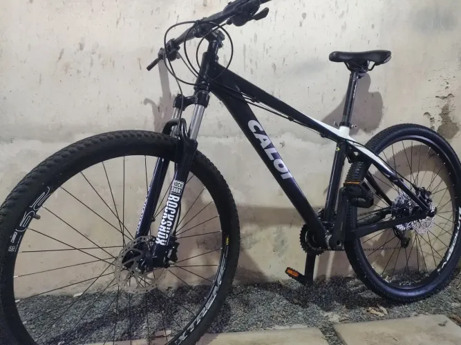 Caloi elite 10 27v Shimano DEORE freios hidráulicos SHIMANO 