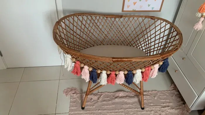 Moisés de Bebê em Vime com Colchonete - Lindo em excelente estado 