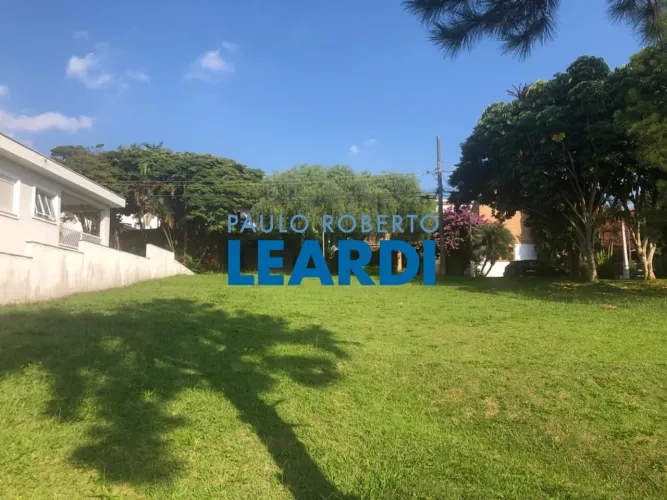 TERRENO EM CONDOMÍNIO - ALPHAVILLE - SP