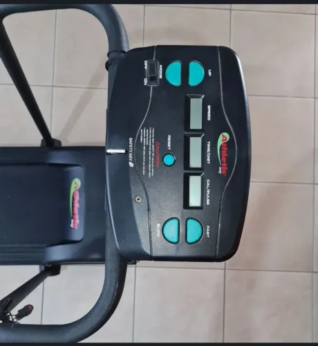 Esteira Athletic Way - Com Defeito - 110v
