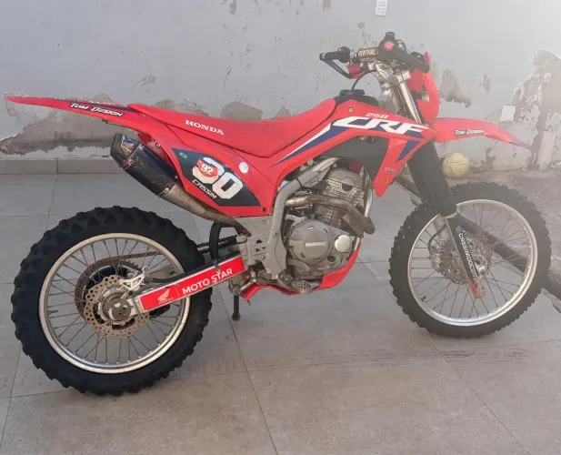 Oportunidade CRf 250 F