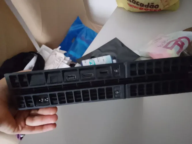 ele tá com defeito chisert conector carregamento